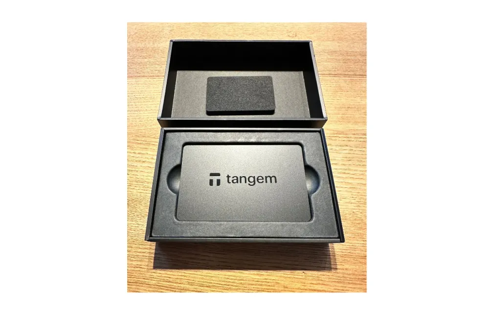 Von der Lieferung bis zur Einrichtung der Tangem Wallet ging alles schnell und unkompliziert – der gesamte Prozess hinterließ in meinem Test einen sehr positiven Eindruck.
