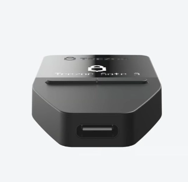 Der Trezor Safe 3 ist auf das Wesentliche reduziert, bleibt dabei aber benutzerfreundlich. 